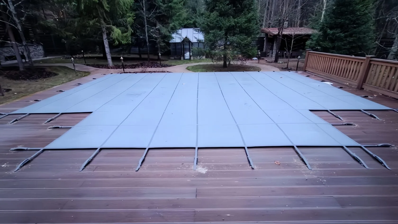 Покрывало для бассейна Laguna Cover Mesh в Анапе